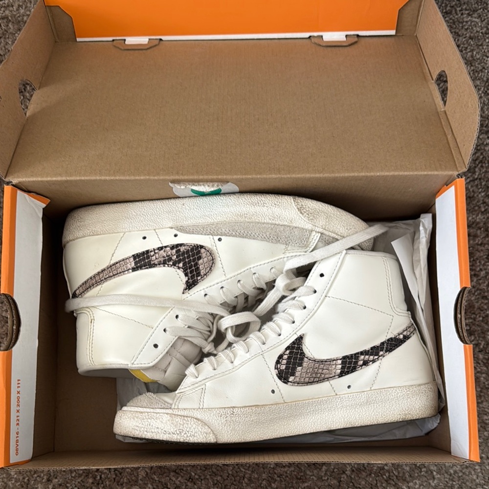 Nike White and Black Athletic Shoes
